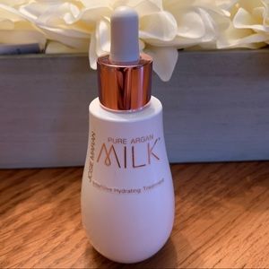 Josie Maran Milk 2 fl. Oz.